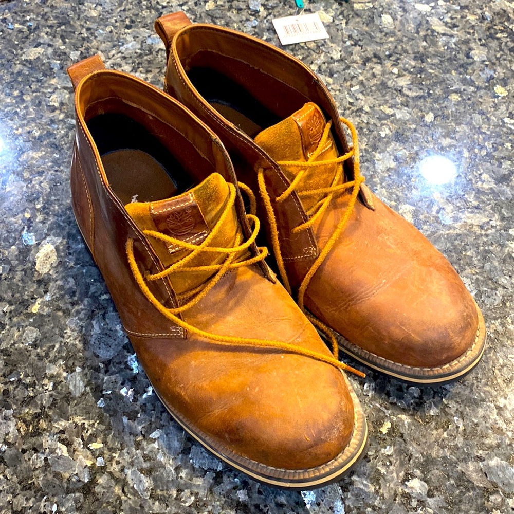 Timberland Men's Grantly Chukka Boot. Brown full grain/suede. Size 12